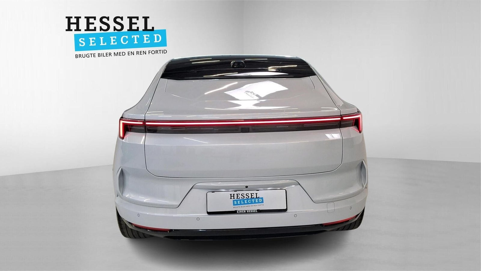 Hvid Polestar 4 fra 2025