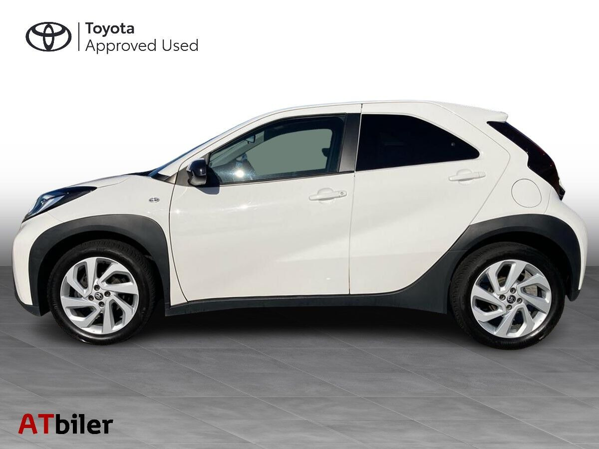 Hvid Toyota Aygo X fra 2022