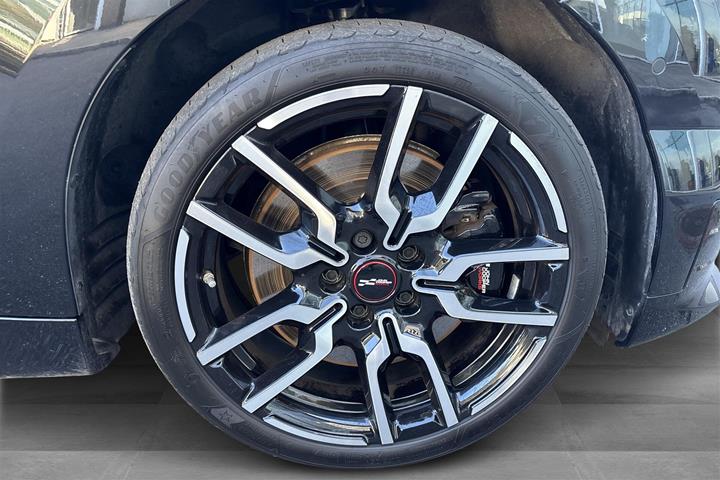 Sort Mini Cooper fra 2025