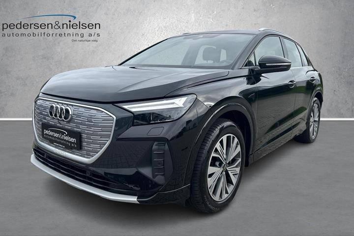 Sort Audi Q4 fra 2023