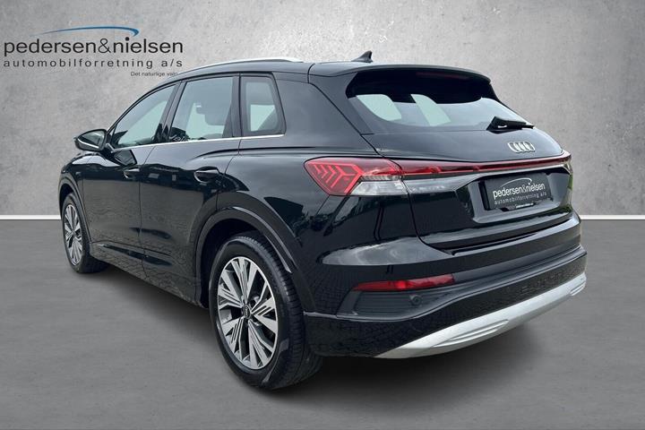 Sort Audi Q4 fra 2023