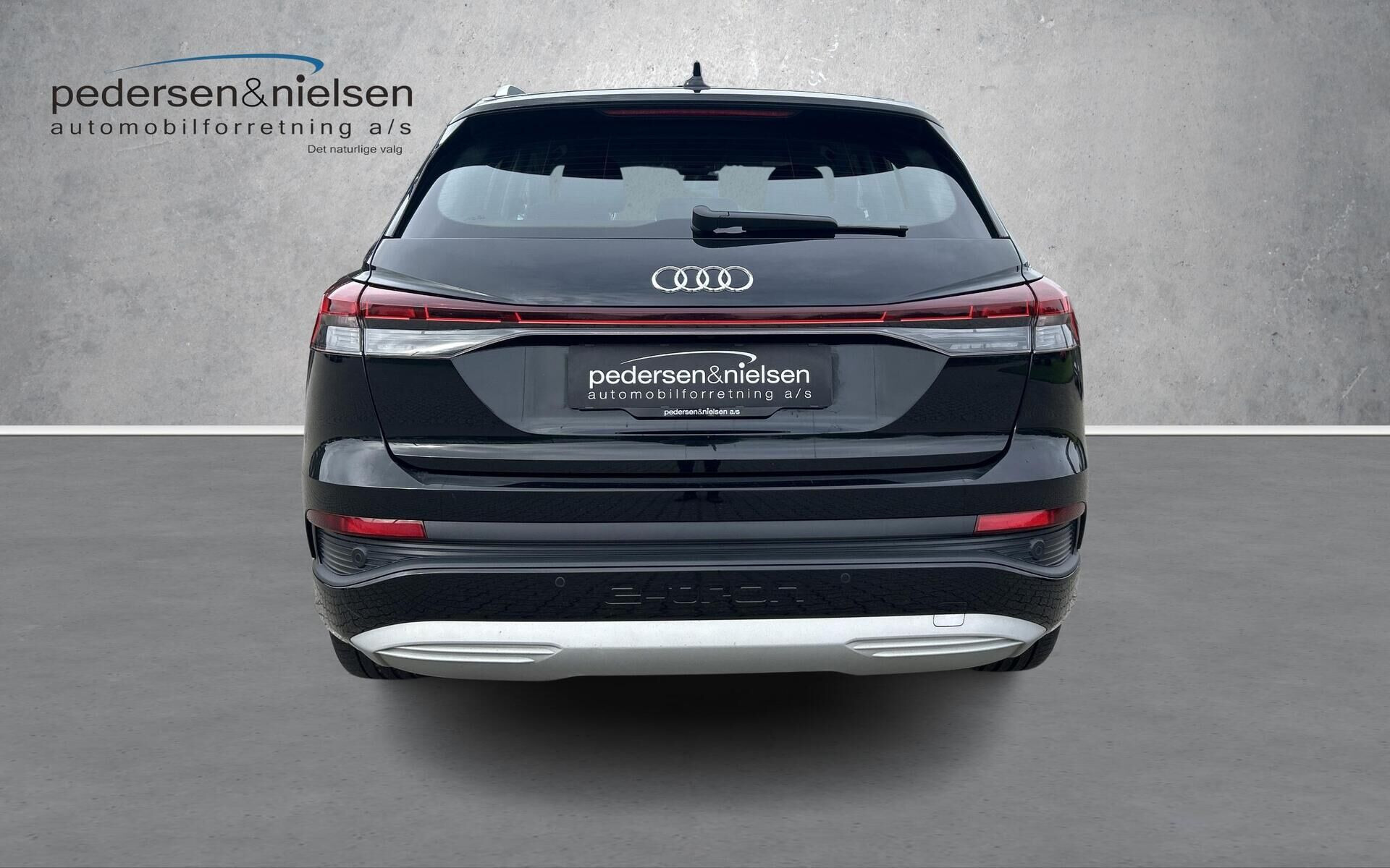 Sort Audi Q4 fra 2023