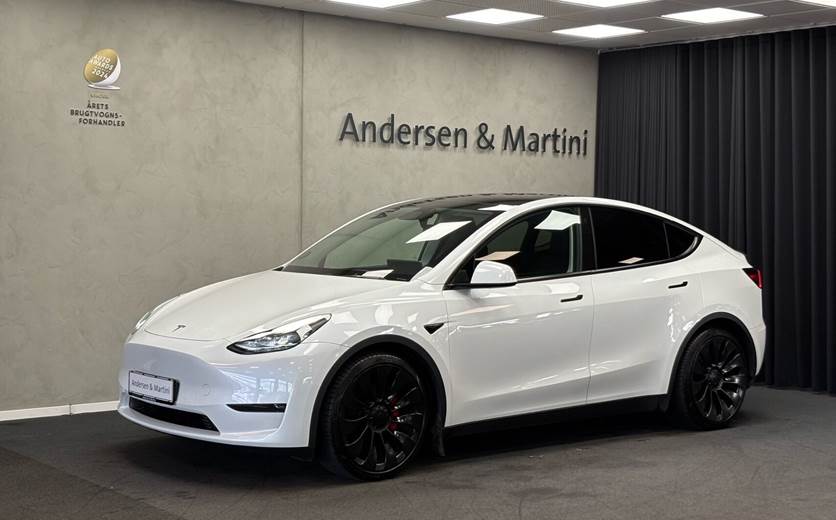 Tesla Model Y EL Performance AWD 534HK 5d Aut.