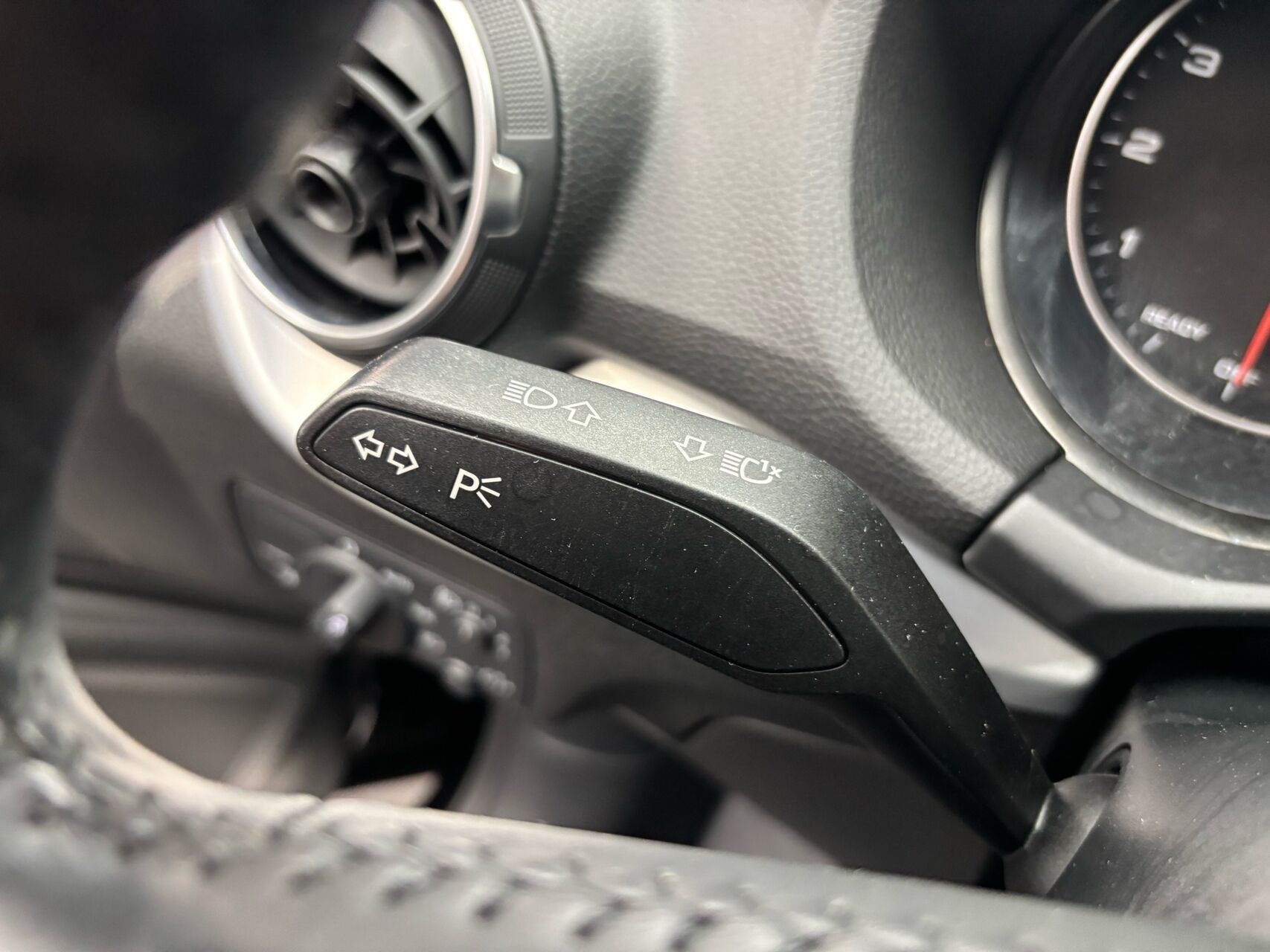 Sort Audi Q2 fra 2019