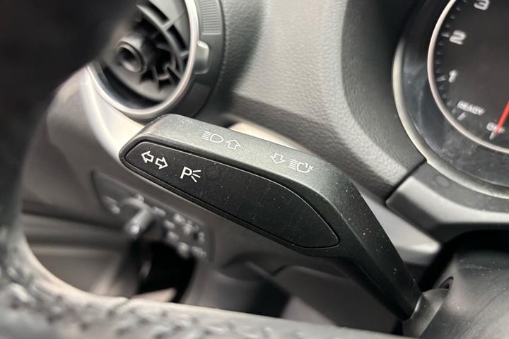 Sort Audi Q2 fra 2019