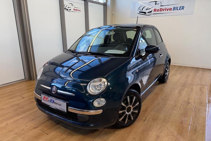 Grøn Fiat 500 fra 2012 set udefra