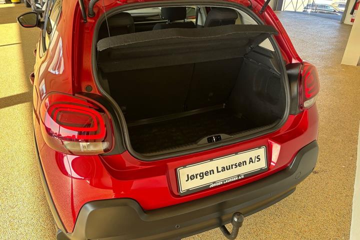 Rød Citroën C3 fra 2019
