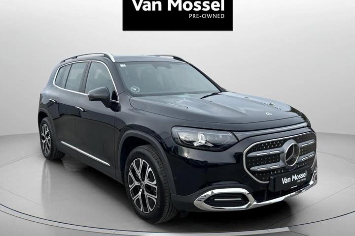 Sort Mercedes GLB250+ fra 2026