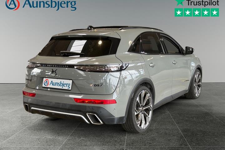 Grå DS DS 7 CrossBack fra 2023