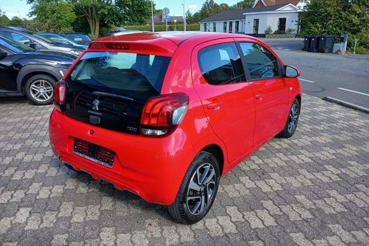 Rød Peugeot 108 fra 2019