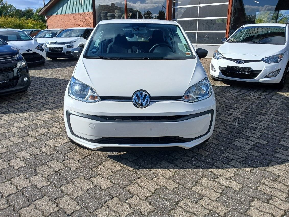 Hvid VW UP! fra 2016