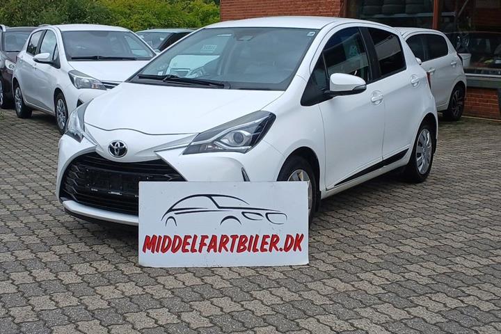 Hvid Toyota Yaris fra 2017