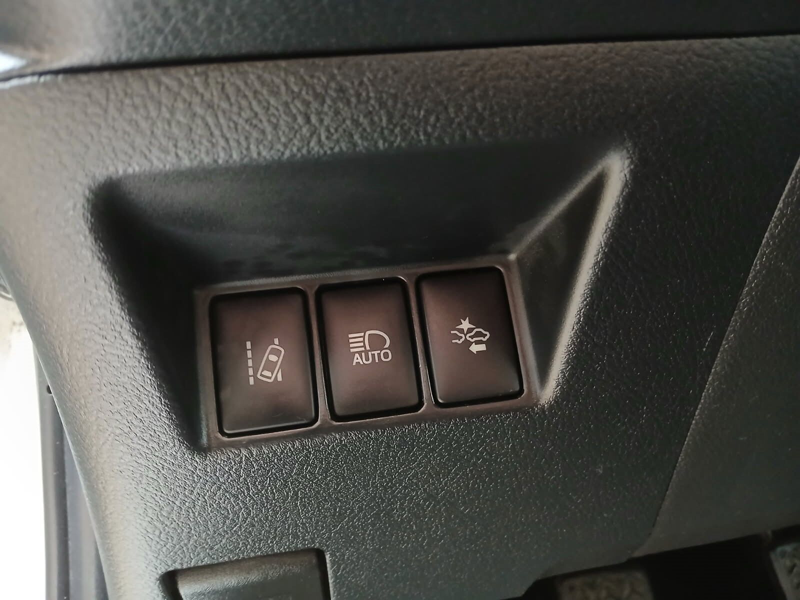 Hvid Toyota Yaris fra 2017