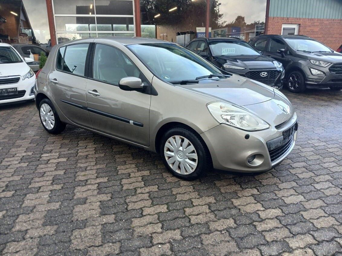undefined Renault Clio fra 2011