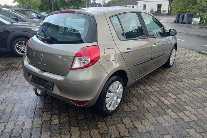 undefined Renault Clio fra 2011