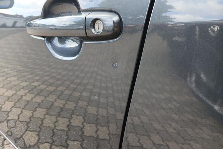 Grå Citroën C1 fra 2016