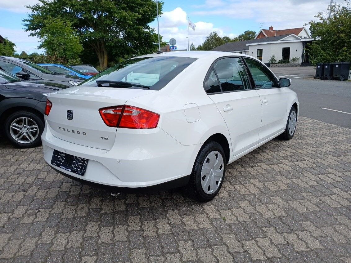 Hvid Seat Toledo fra 2016
