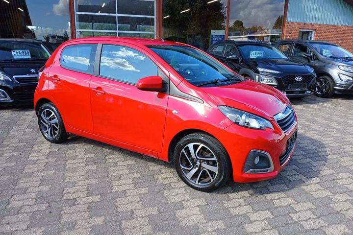 Rød Peugeot 108 fra 2018
