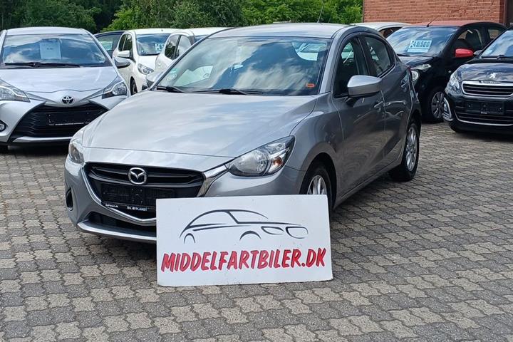 Sort Mazda 2 fra 2016