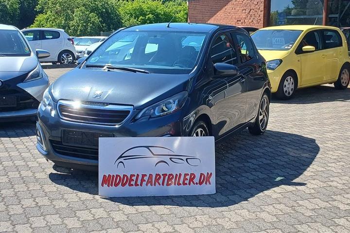Grå Peugeot 108 fra 2016
