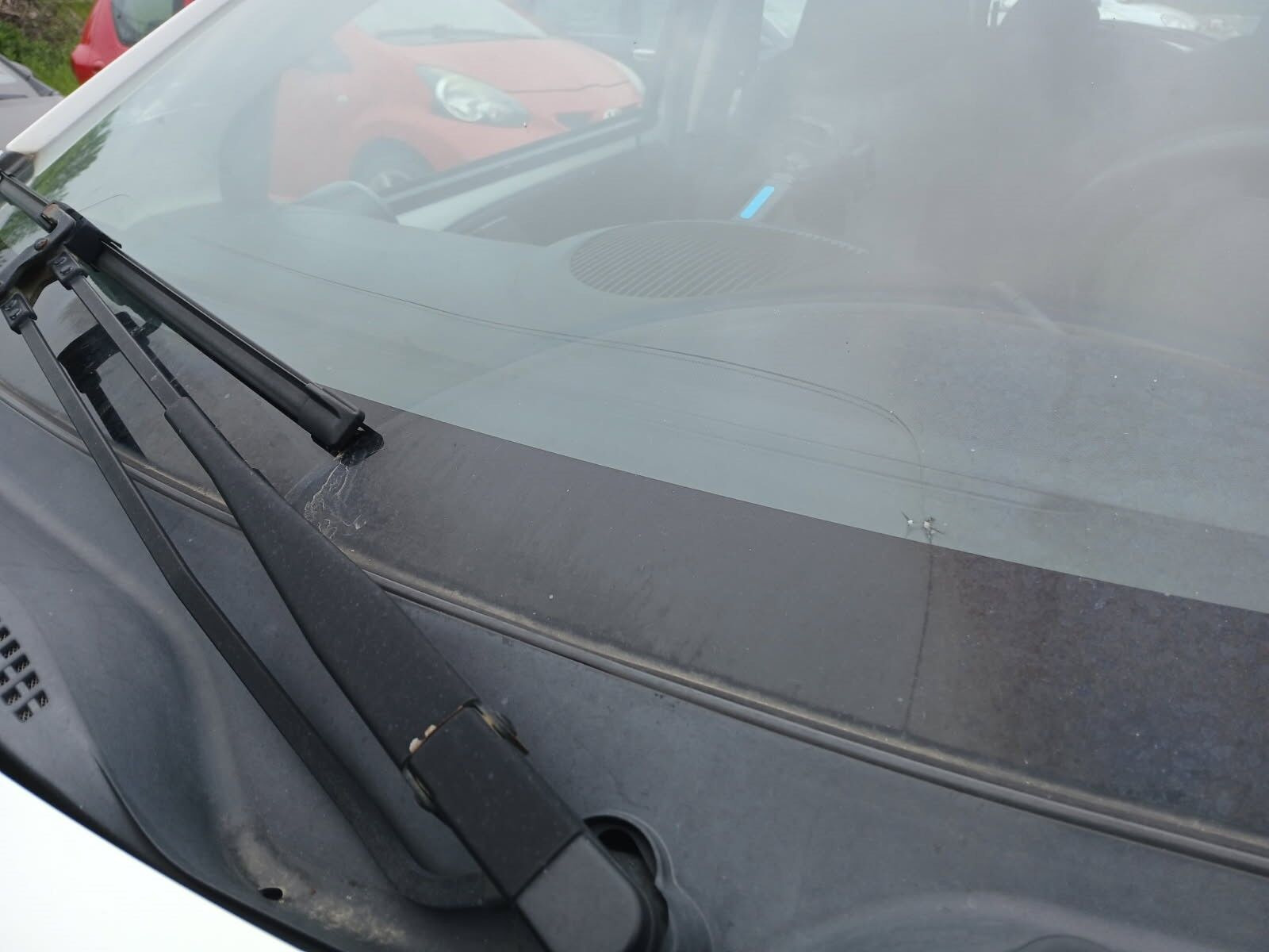 Hvid Toyota Aygo fra 2012