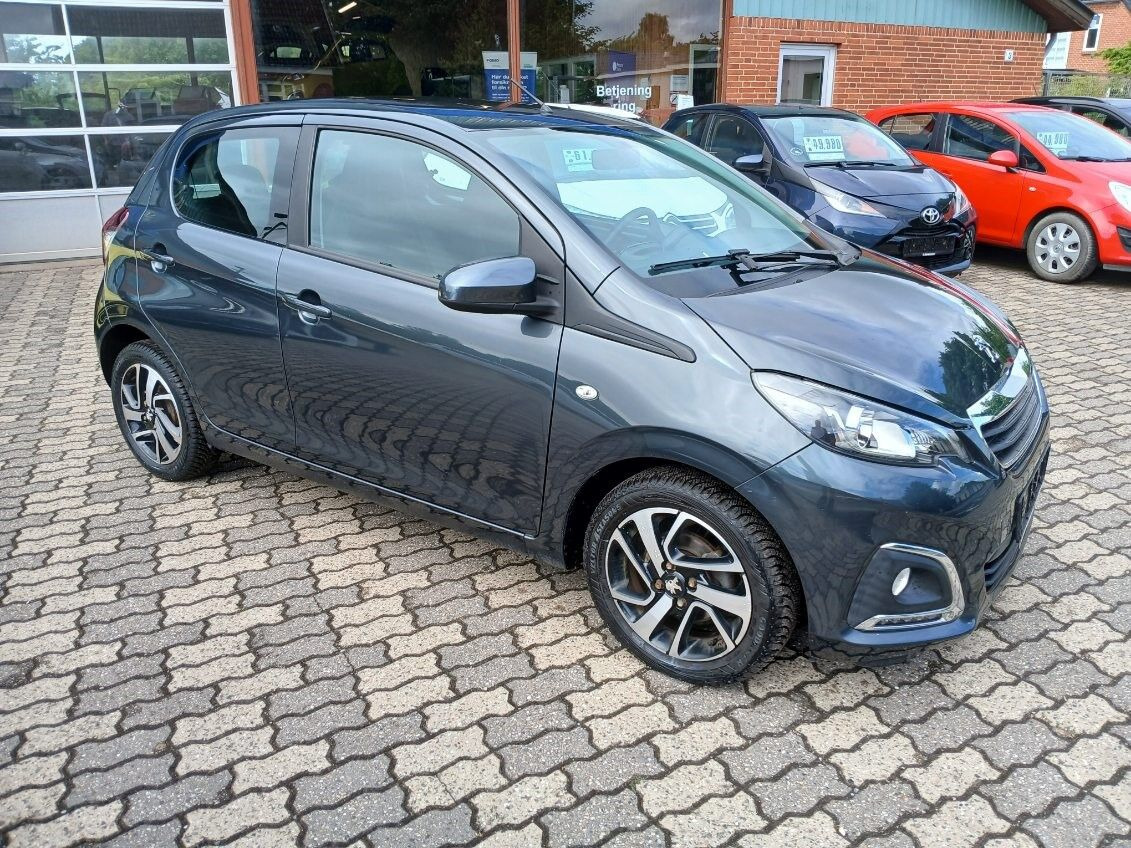 Grå Peugeot 108 fra 2019