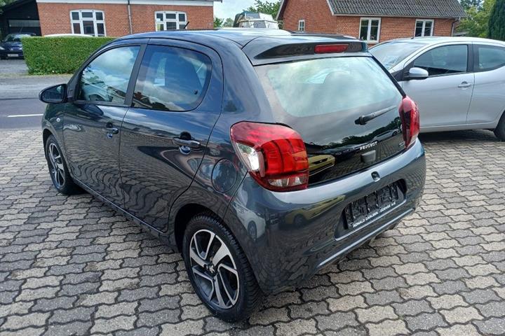 Grå Peugeot 108 fra 2019