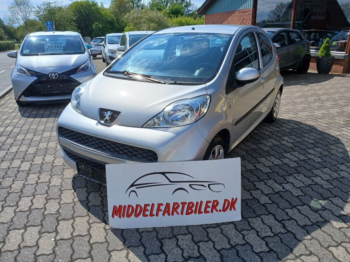 Peugeot 107 1,0 Cool 68HK 5d