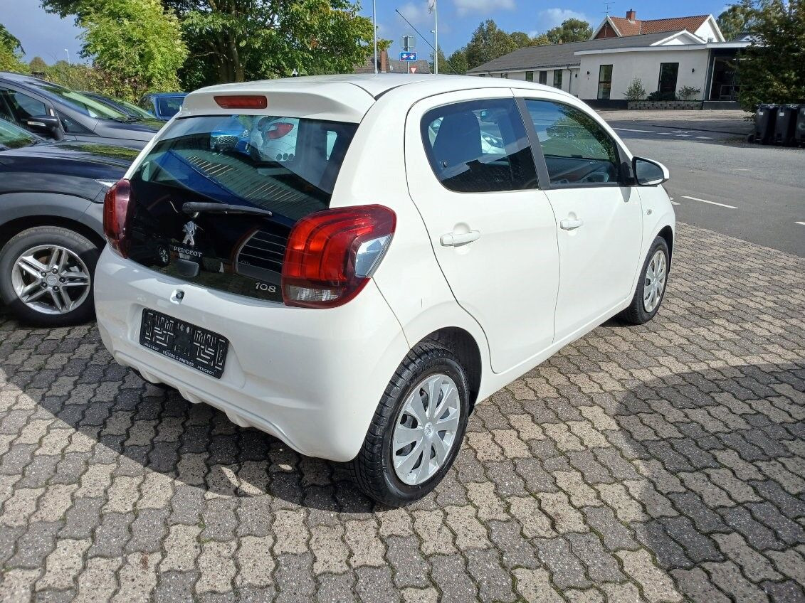 Hvid Peugeot 108 fra 2015