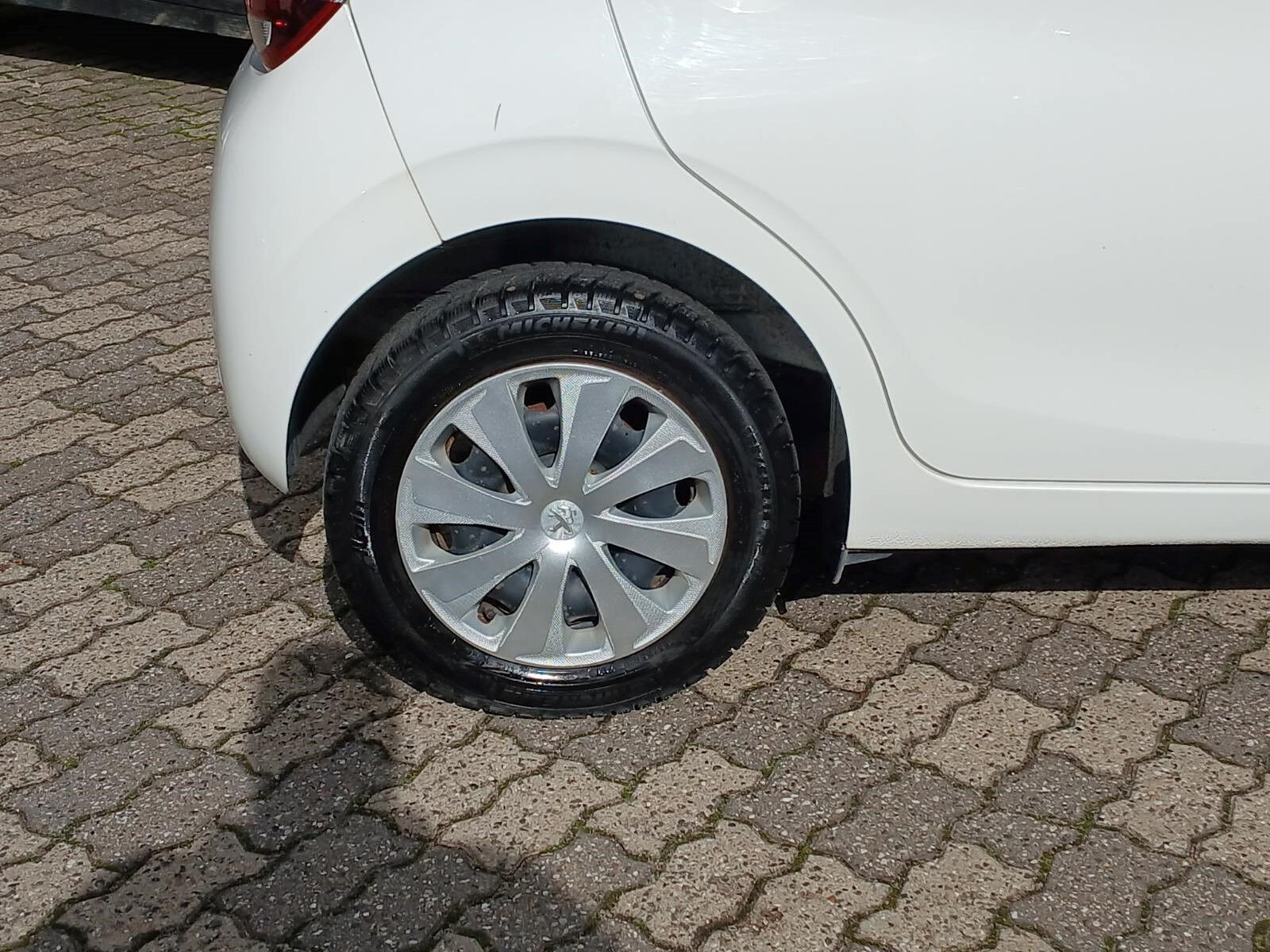 Hvid Peugeot 108 fra 2015