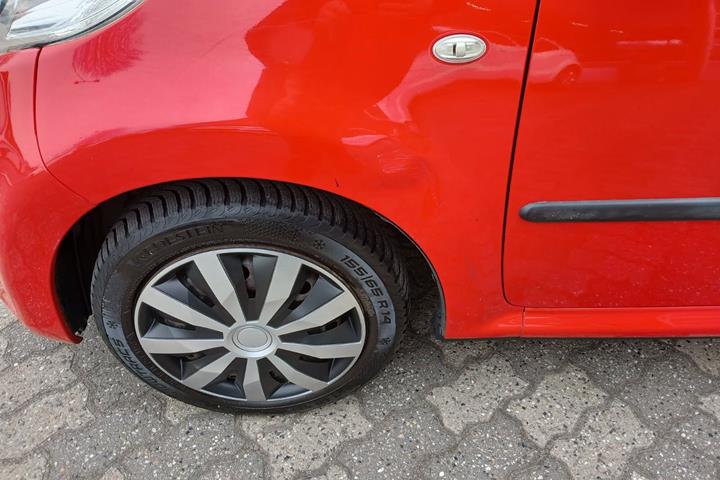 Rød Citroën C1 fra 2012