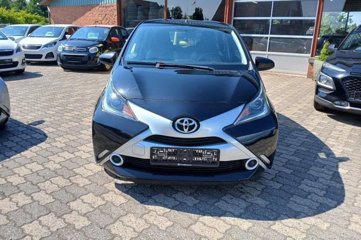 Sort Toyota Aygo fra 2017
