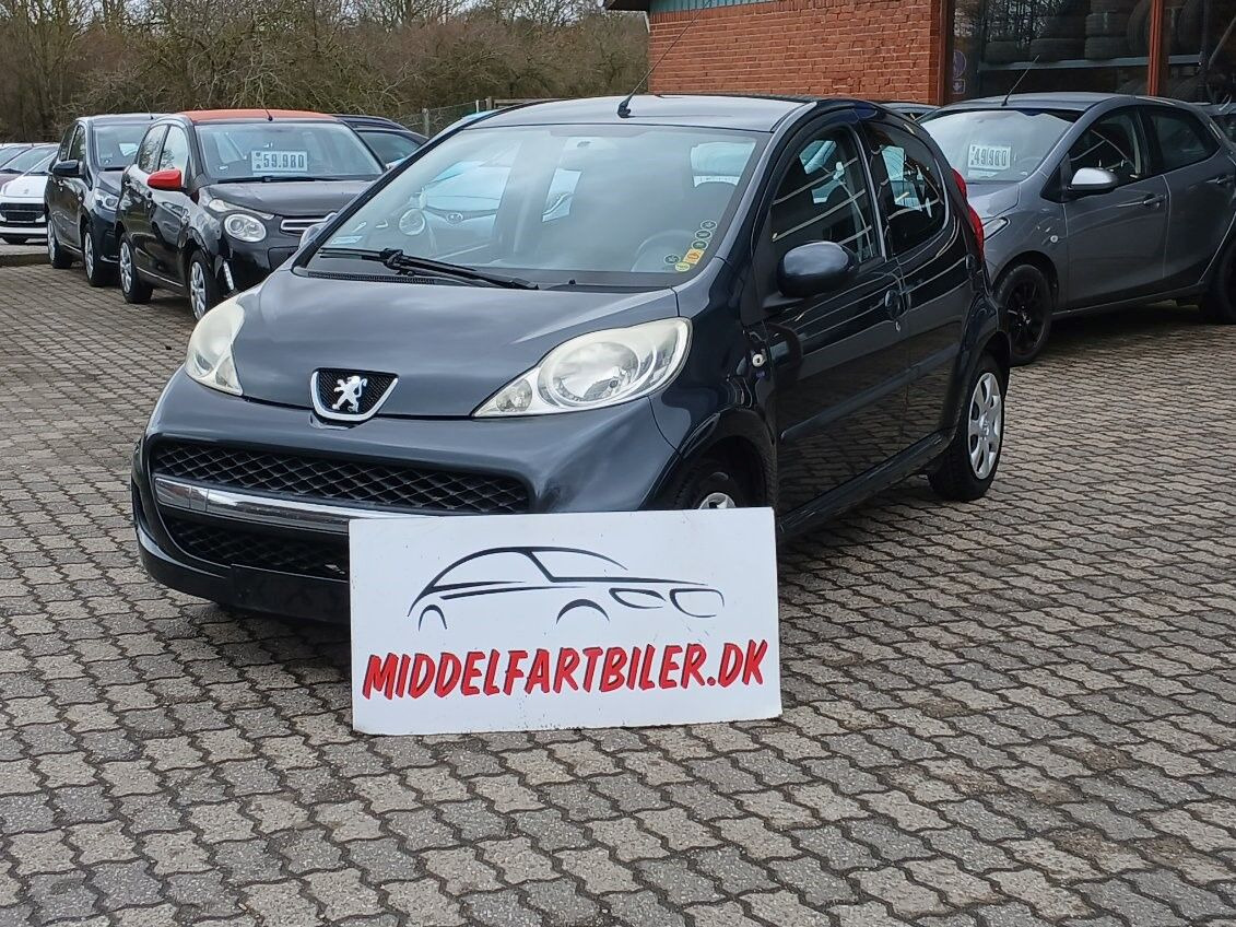 Peugeot 107 1,0 Active 68HK 5d