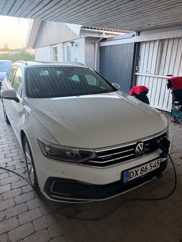VW Passat GTE