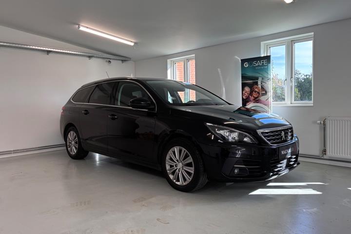 Sort Peugeot 308 fra 2018