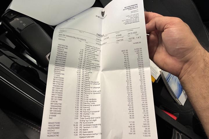 Sort Peugeot 308 fra 2018