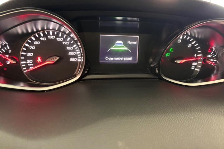 Sort Peugeot 308 fra 2018