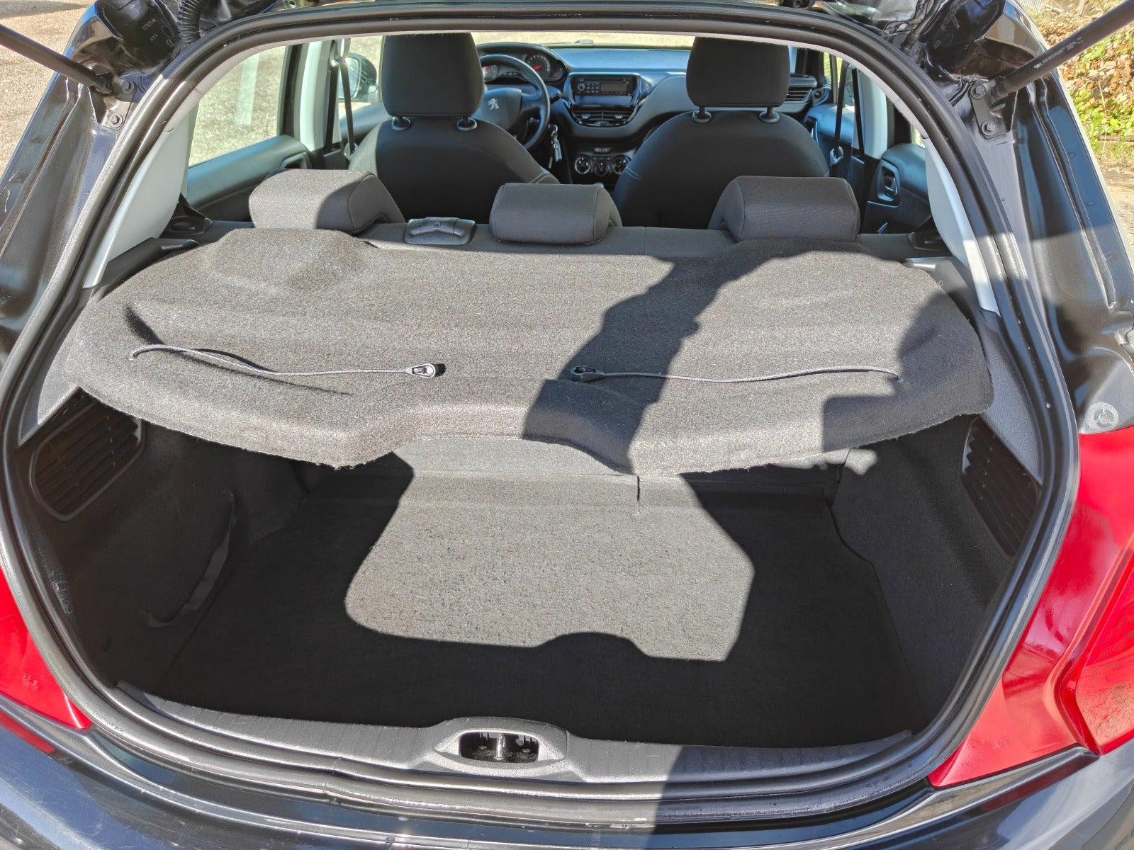 undefined Peugeot 208 fra 2012