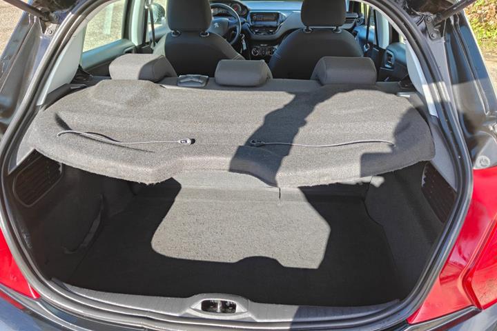 undefined Peugeot 208 fra 2012