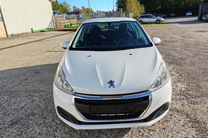 undefined Peugeot 208 fra 2015