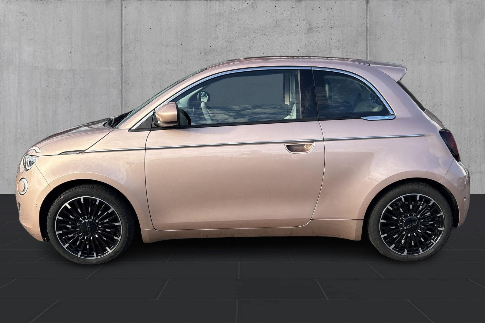 undefined Fiat 500e fra 2023