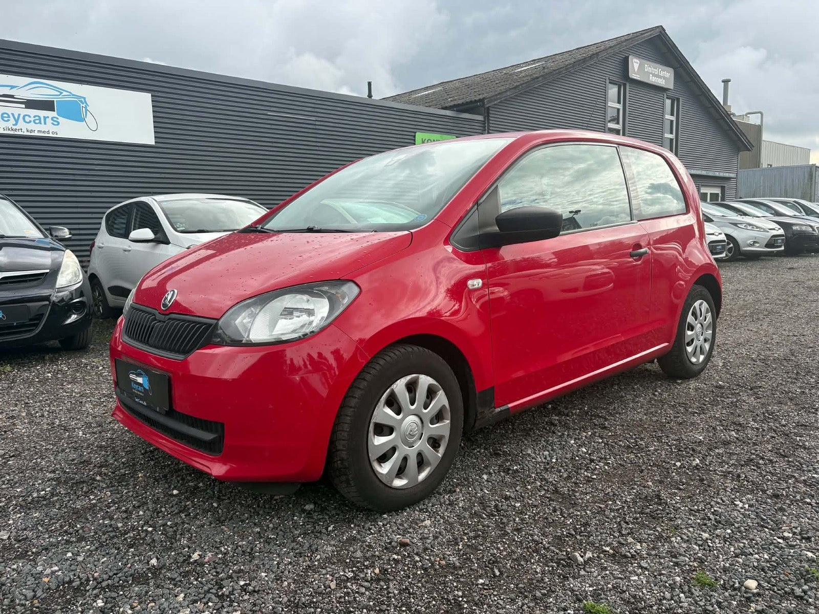 Rød Skoda Citigo fra 2013