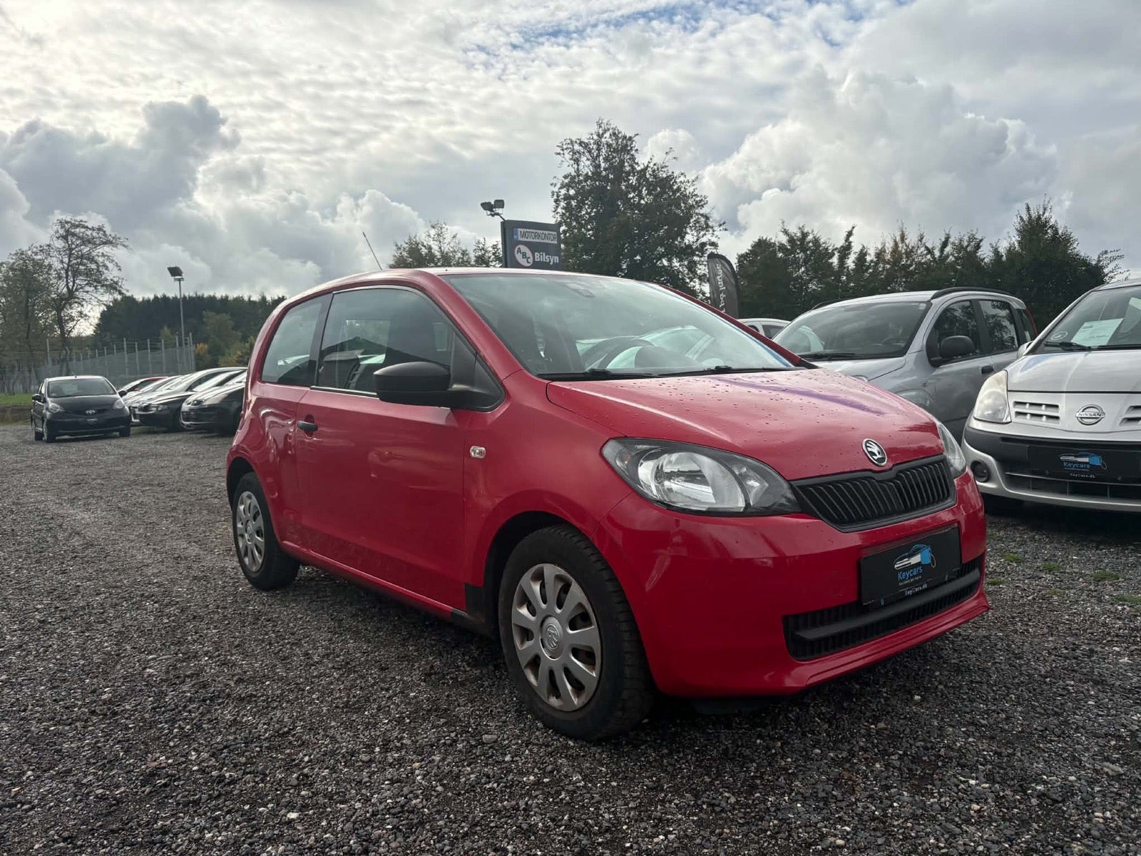 Rød Skoda Citigo fra 2013
