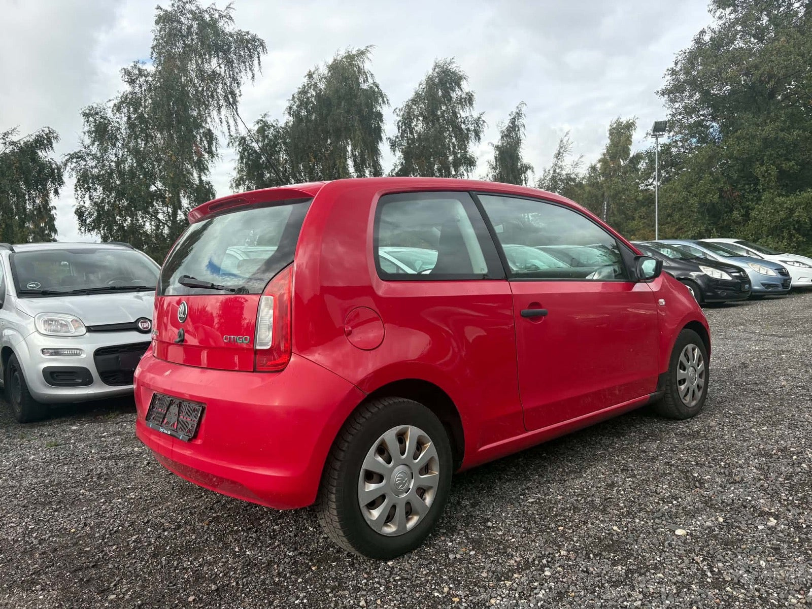 Rød Skoda Citigo fra 2013