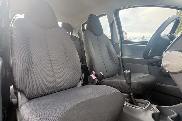 Sort Toyota Aygo fra 2006