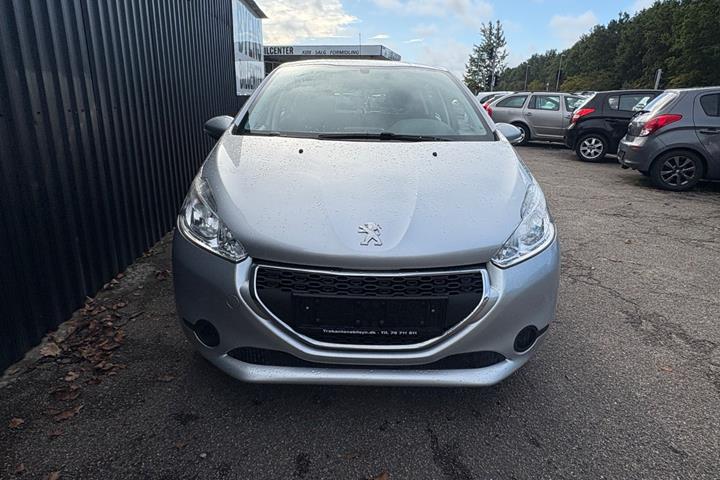 undefined Peugeot 208 fra 2014