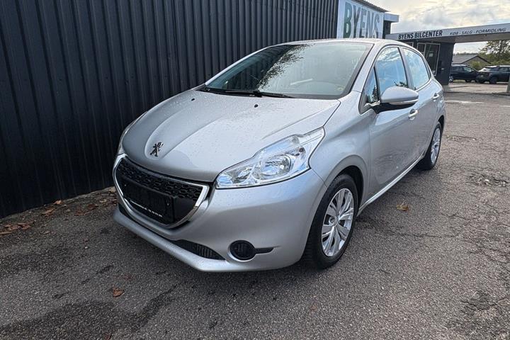 undefined Peugeot 208 fra 2014