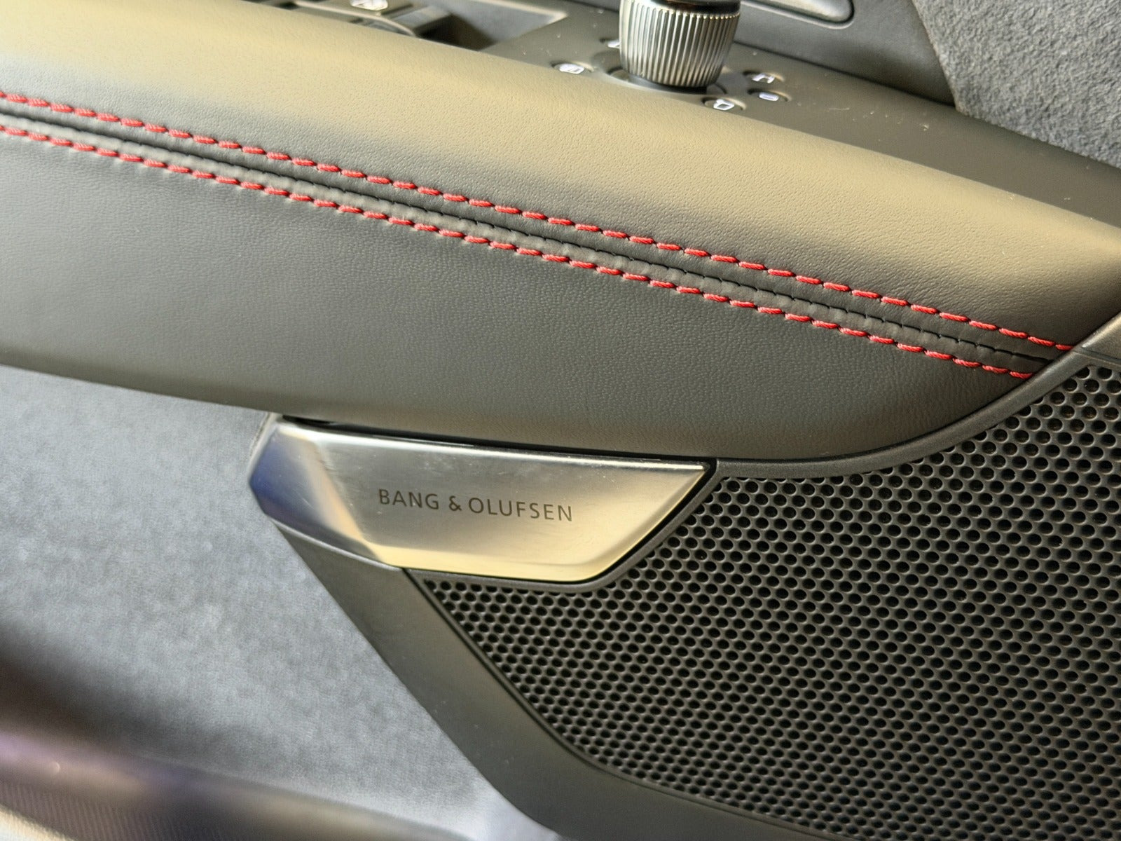 Grå Audi RS e-tron GT fra 2023