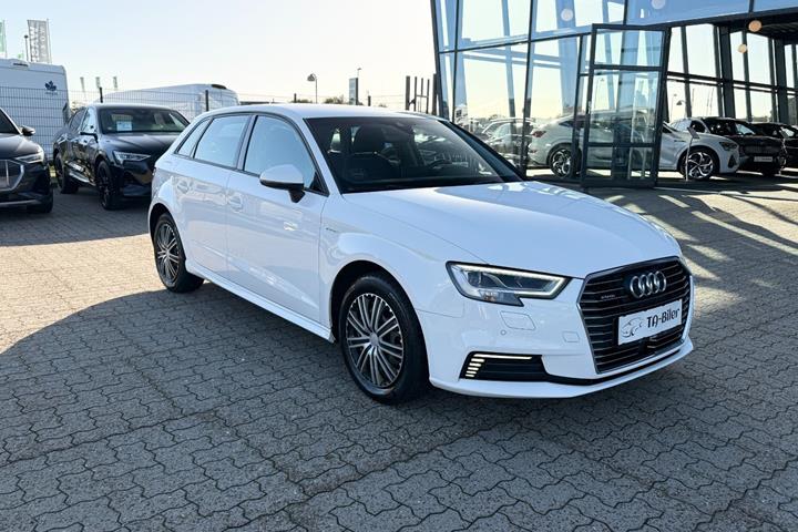 Hvid Audi A3 fra 2018