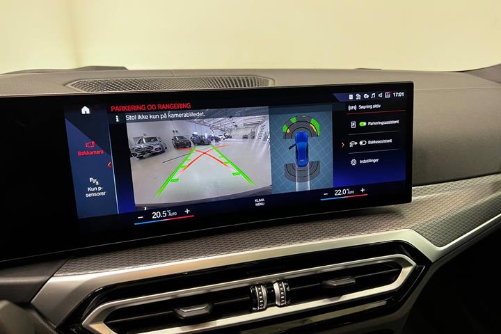 Blå BMW i4 fra 2023